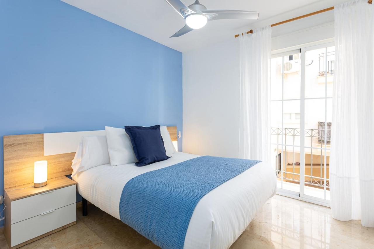 Holidays2Malaga Capuchinos French Balconies, Private Parking, Wifi & Air Con Extérieur photo